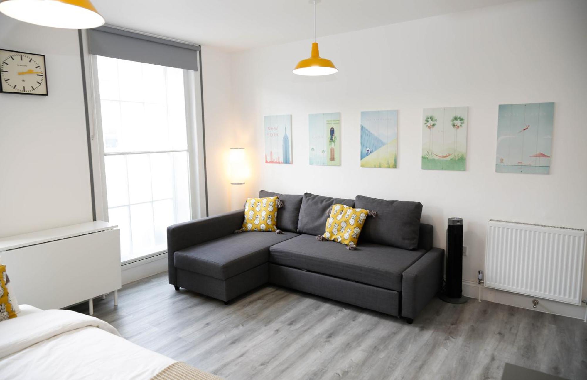 Luxury Rooms In Camden Town Near Shops, Cafes, Bars & Metro With Shared Bathrooms Londres Exterior foto