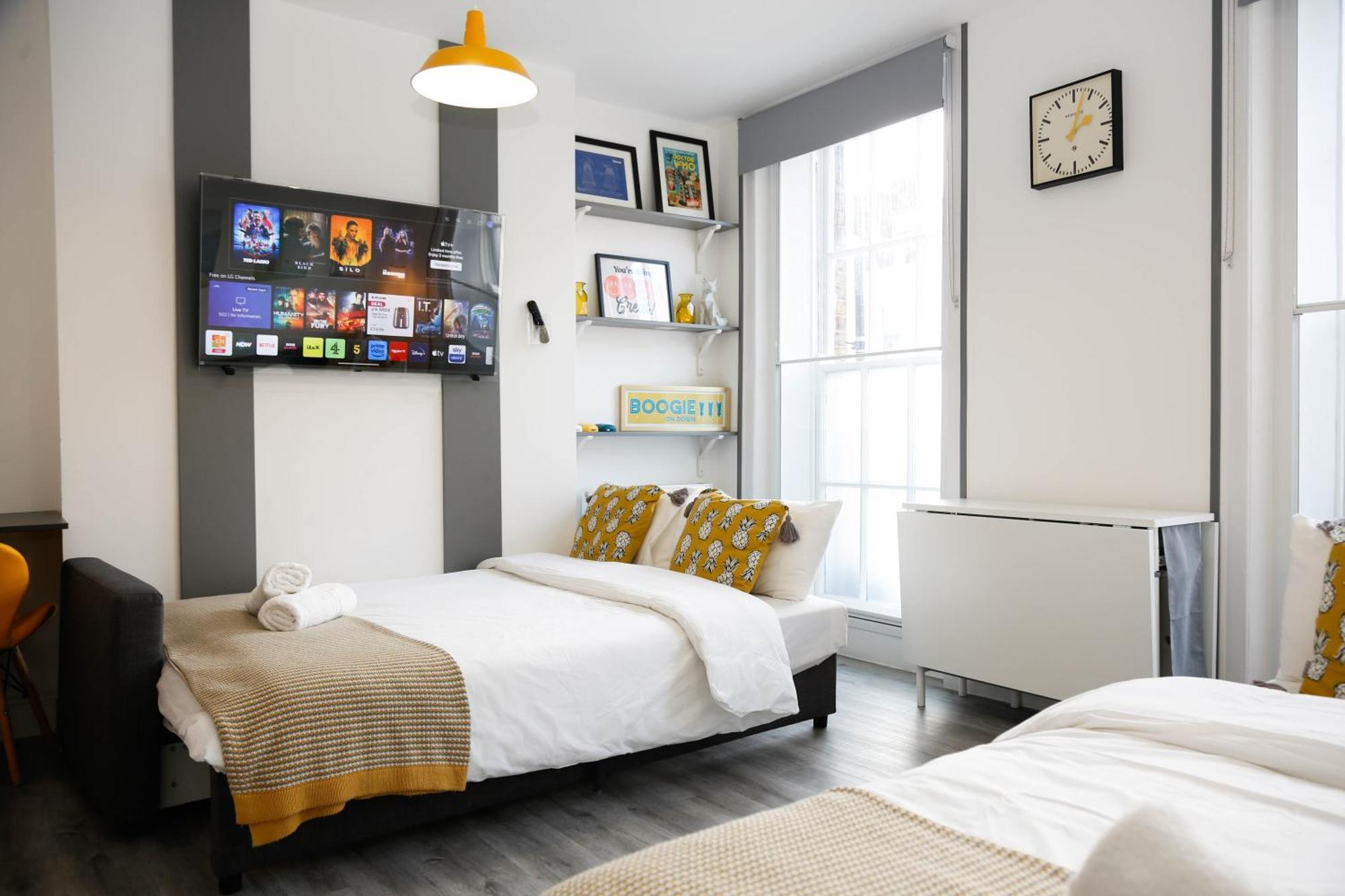 Luxury Rooms In Camden Town Near Shops, Cafes, Bars & Metro With Shared Bathrooms Londres Exterior foto