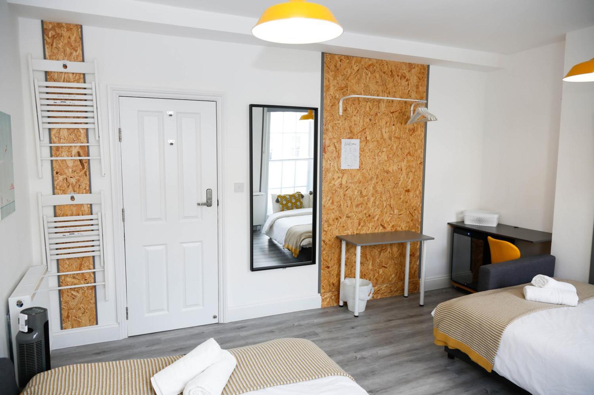 Luxury Rooms In Camden Town Near Shops, Cafes, Bars & Metro With Shared Bathrooms Londres Exterior foto